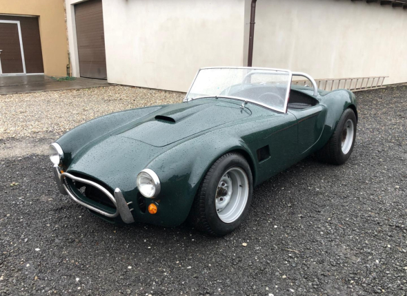 AC Cobra DAX Replica